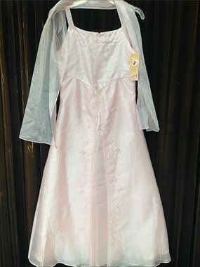 Girlโs Pink Formal Dress with Sheer Shawl